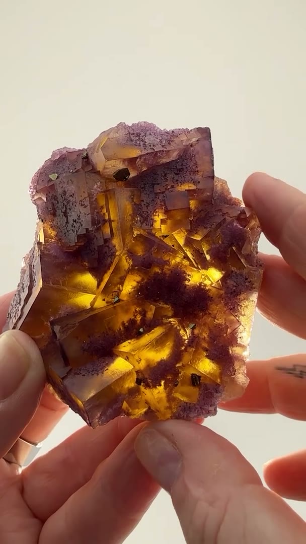 Illinois fluorite magic at its finest