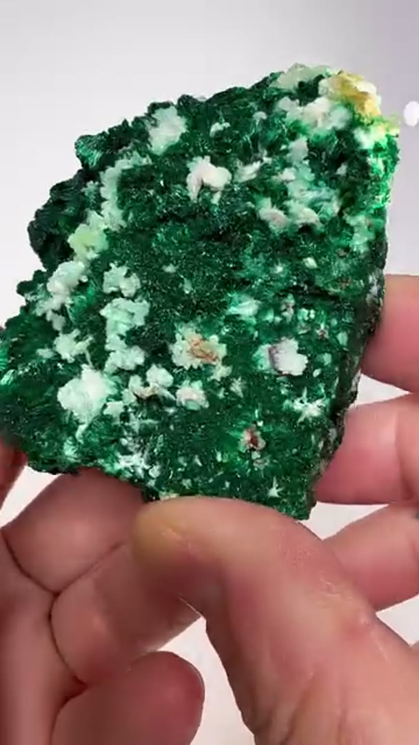 Cerussite with malachite from Yanga Koubenza, Congo. Size 8 cm