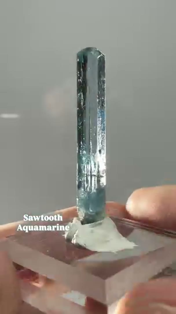 Sawtooth Aquamarine