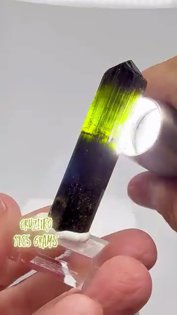 Green w yellow tips Cruzeiro Mine Tourmaline