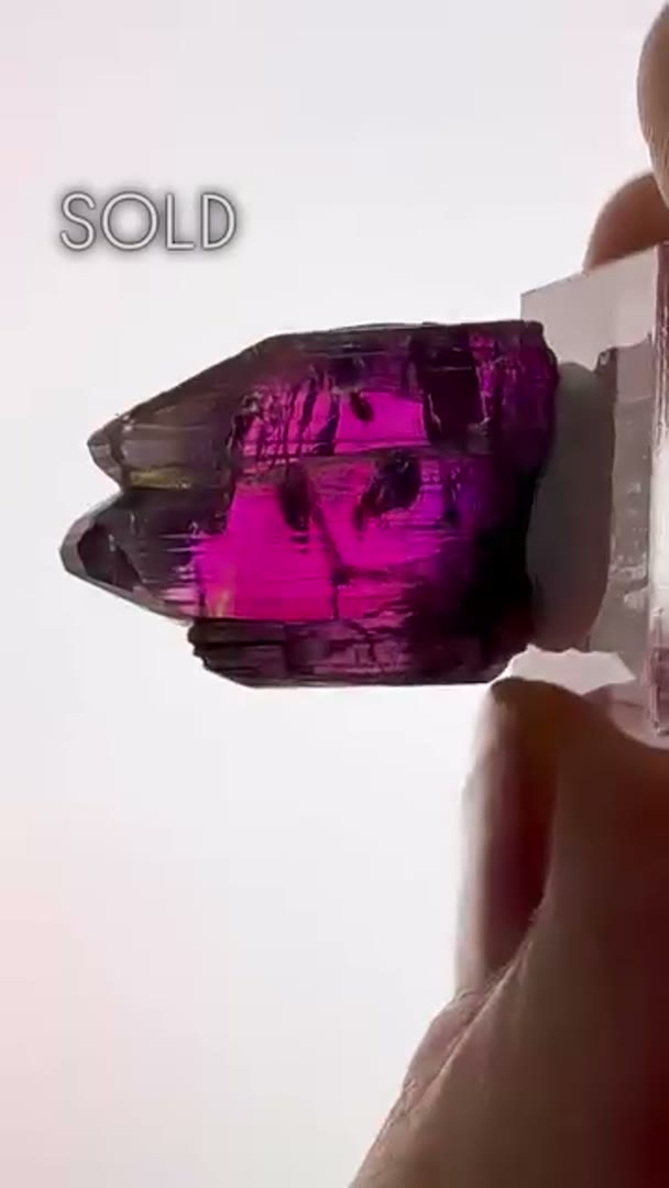 Another Banger Gem Bomb Tanzanite (SOLD)