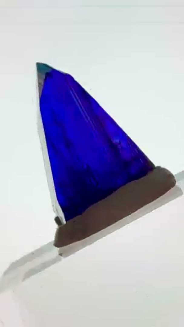 What a top quality GEM Tanzanite