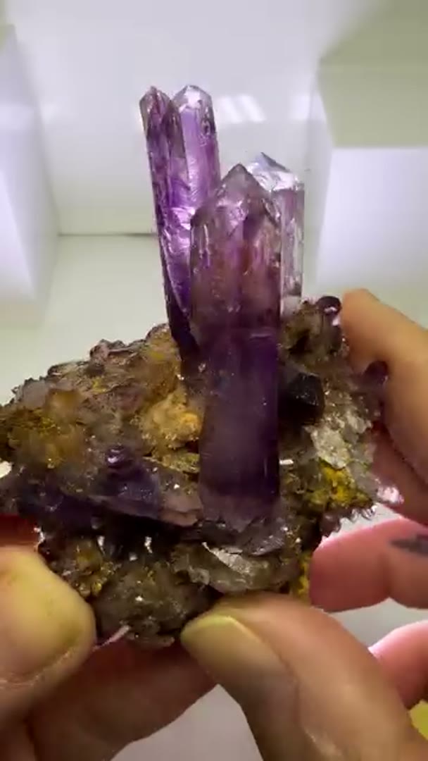 Such a cool Pinky Mine Matrix piece