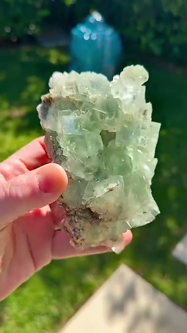 Natural green  fluorite crystal mineral specimen-Xianghualing fluorite