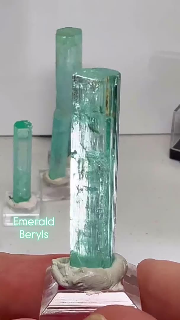 Stunner Vanadium Chromium Beryls (available)