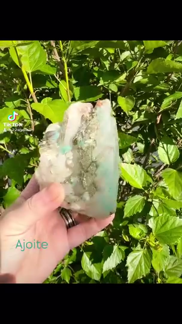 Ajoite
