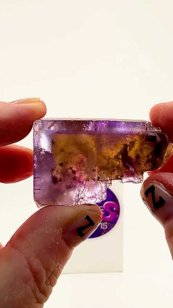 Illinois fluorite never needs to shout