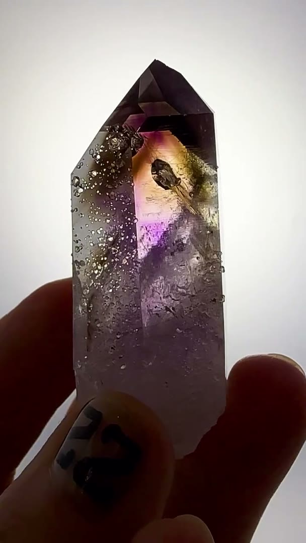 Nature’s artwork, frozen in quartz