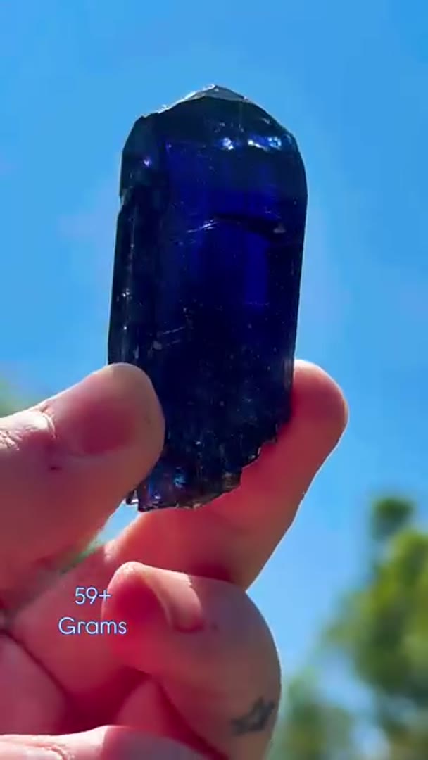Tanzanite Banger 59+ grams