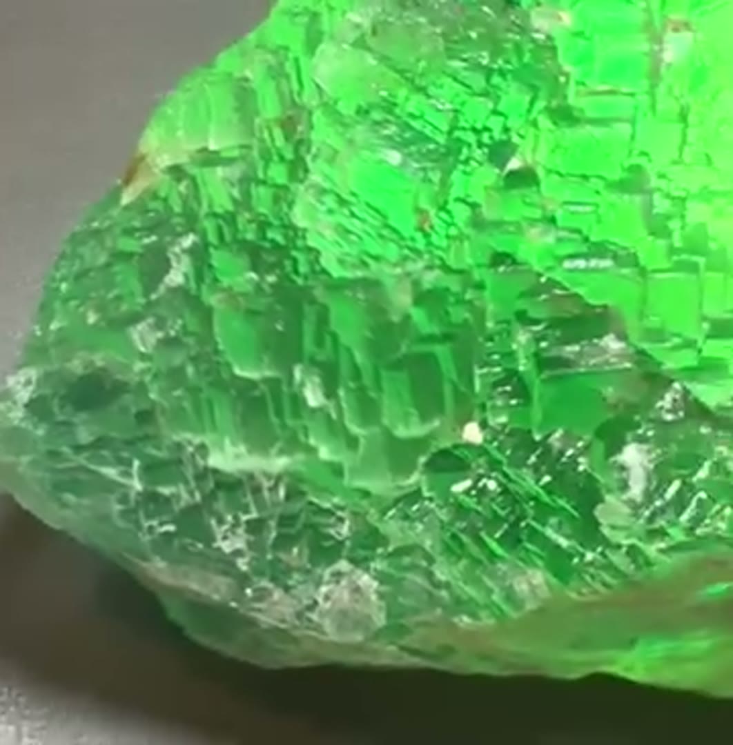 Happy Sunday all. This beautiful green blue fluorite just arrived from…