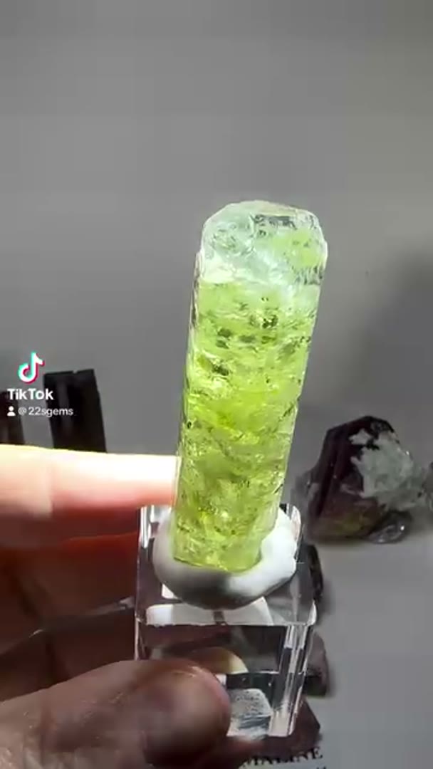 Heliodor is a golden-yellow gemstone that means “gift of the sun”. It’s a…