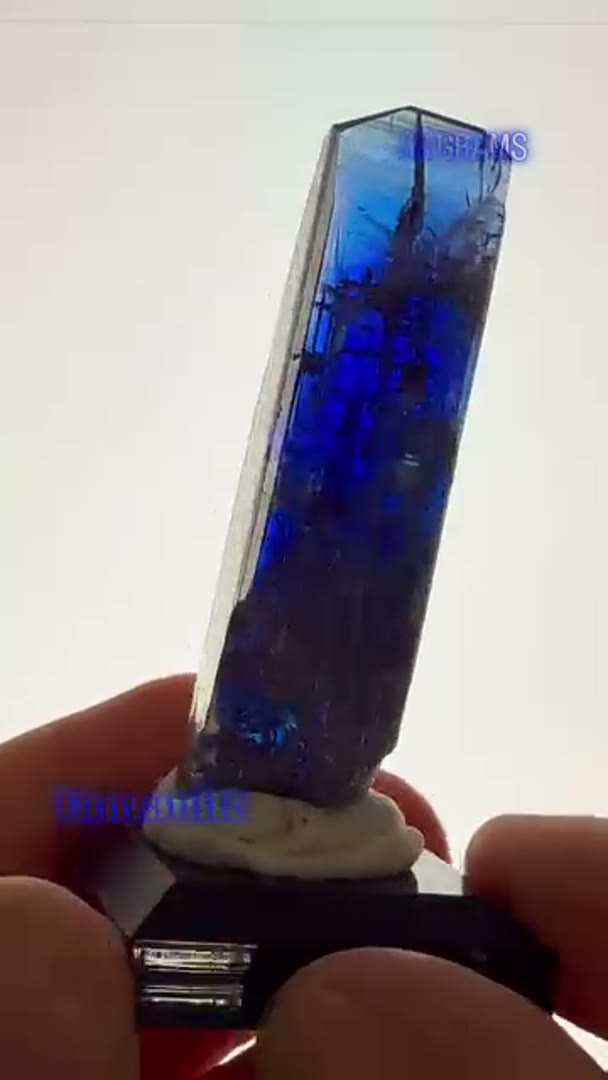 Tanzanite Banger  33 grams (available)