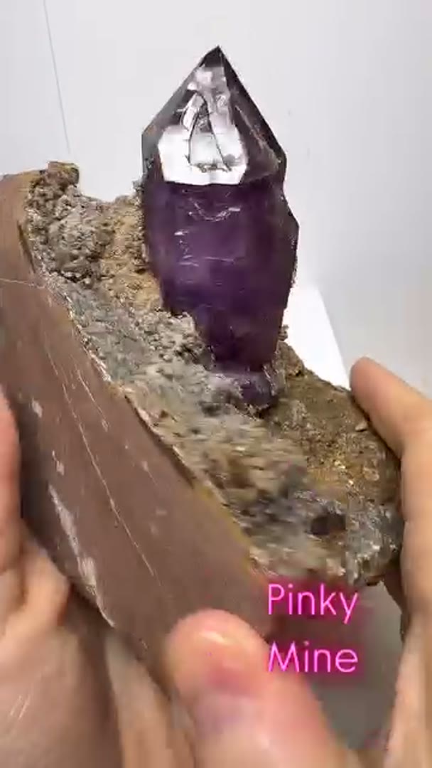 Pinky Mine Amethyst on Mateix