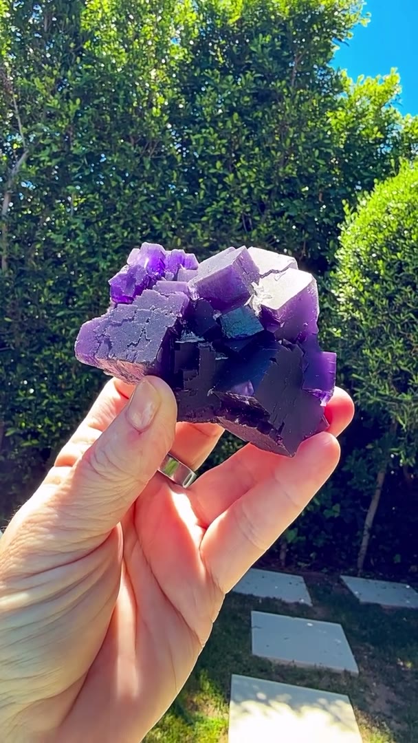 Royal purple perfection from the legendary Illinois Fluorspar District