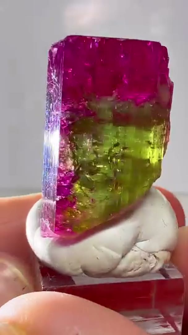 (SOLD) Barra do Salinas Pink Green tourmalines (available 20.93g) are known…