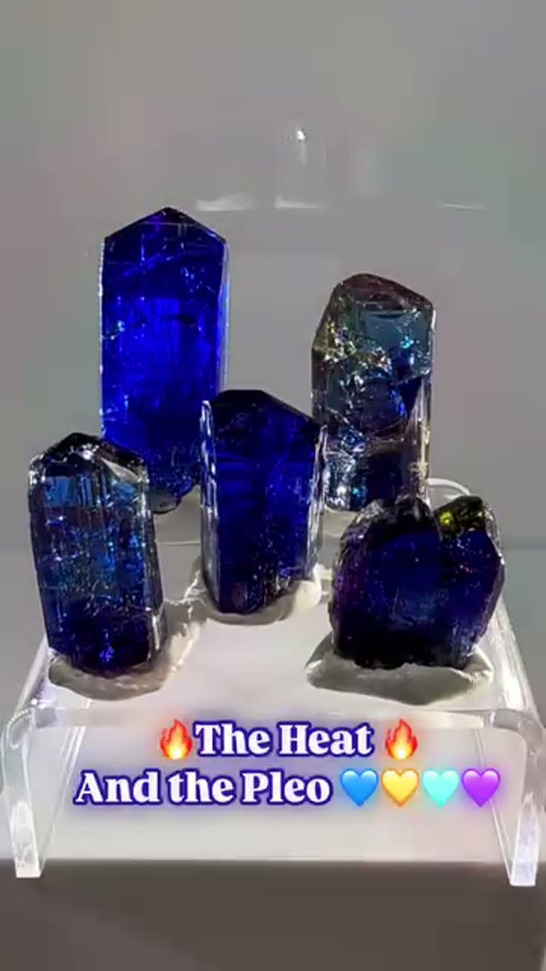Some Banger Big TANZANITES (available) … Check the Pleo on these Rippers……