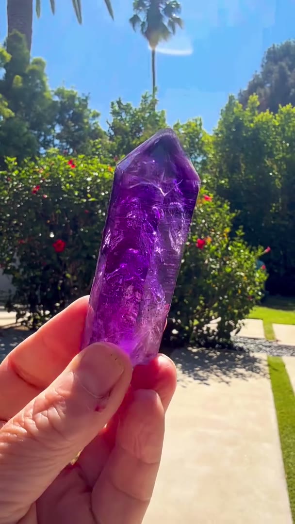 Buks Claim Amethyst Glassy Beauty
