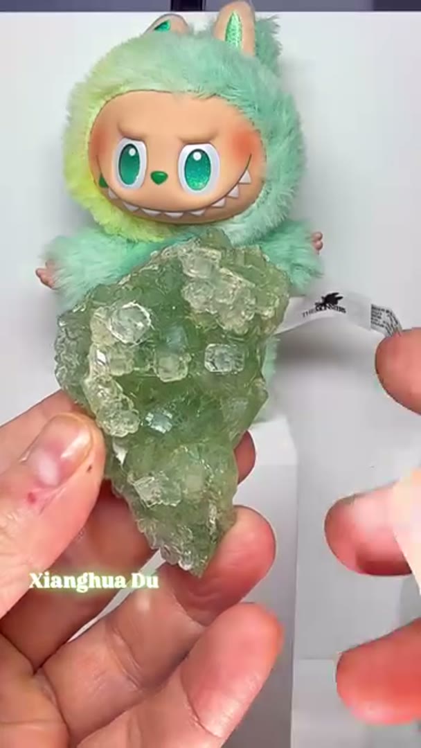 Xianghua du fluorite, often shortened to Xianghuapu fluorite, refers to…