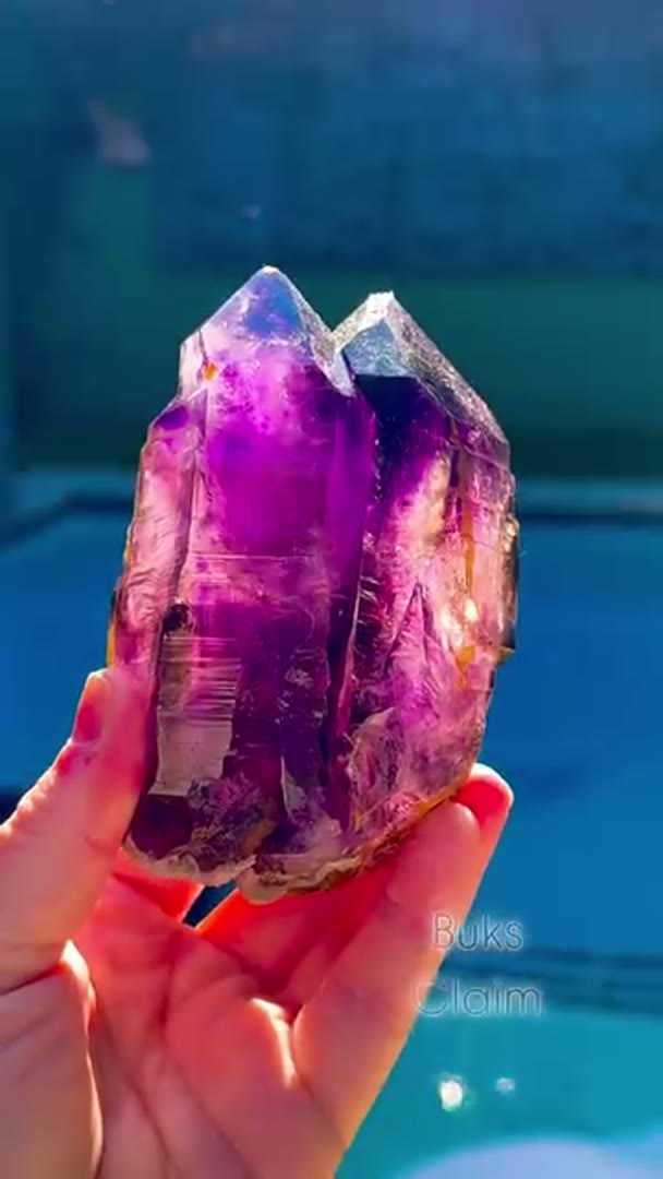 Juicy Buks Claim Stunner Amethyst