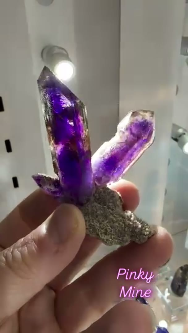Absolute Stunner Pinky Mine Amethyst w custom base