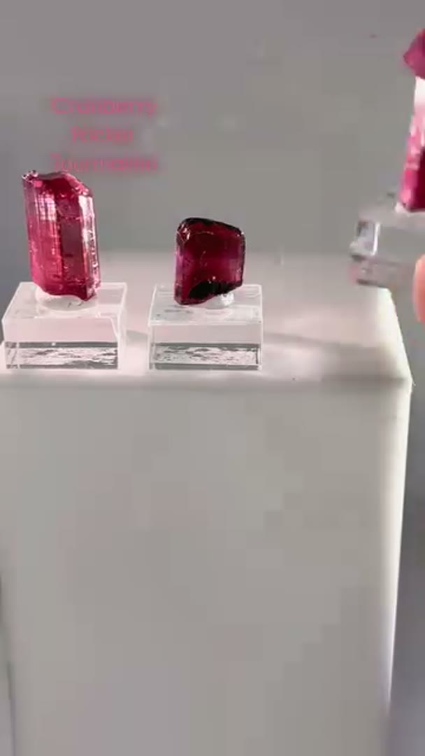 “Cranberry Pocket” Rubellite Tourmaline Cruzeiro Sao Jose Da Sefira Minas…