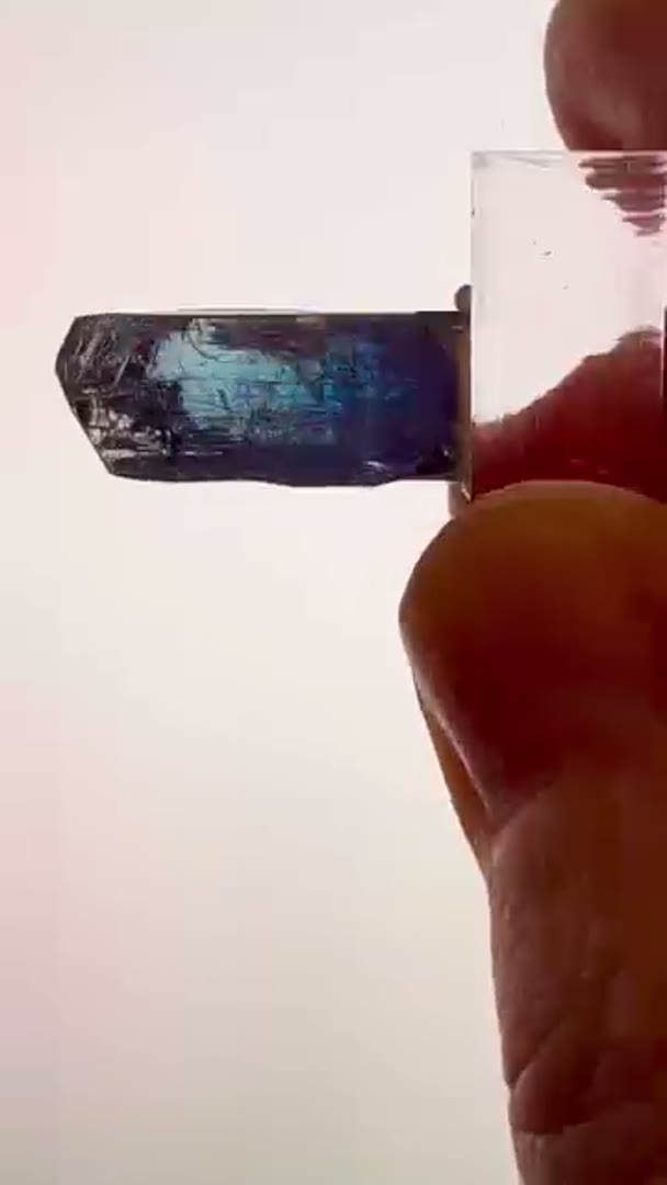 Oufff Tanzanite