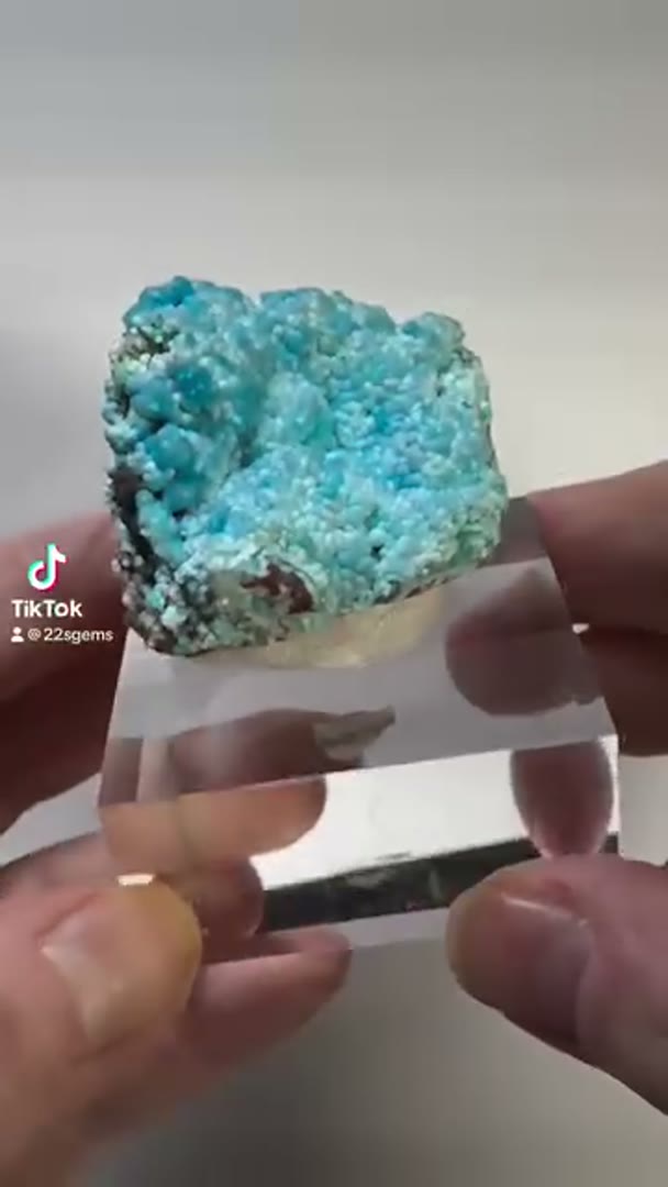 Hemimorphite, Smithsonite, Aurichalcite