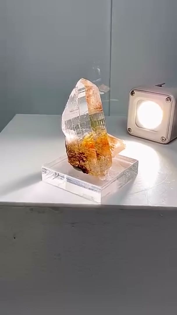 Optical Quartz from Sertung Ganesh Himal dist. Nepal