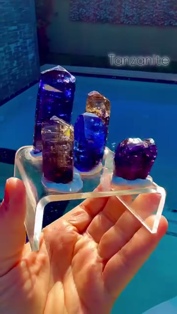 Incredible Banger Big TANZANITES (available) … Check the Pleo on these…