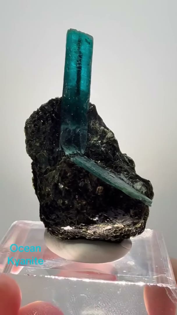 Ocean kyanite, a vibrant teal-colored variety of kyanite, is exclusively…