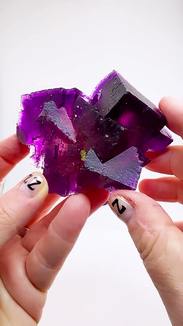 Illinois purple perfection straight from the legendary Victory Mine