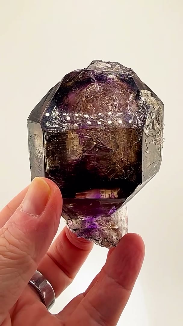 Streep Mine perfection in crystal form