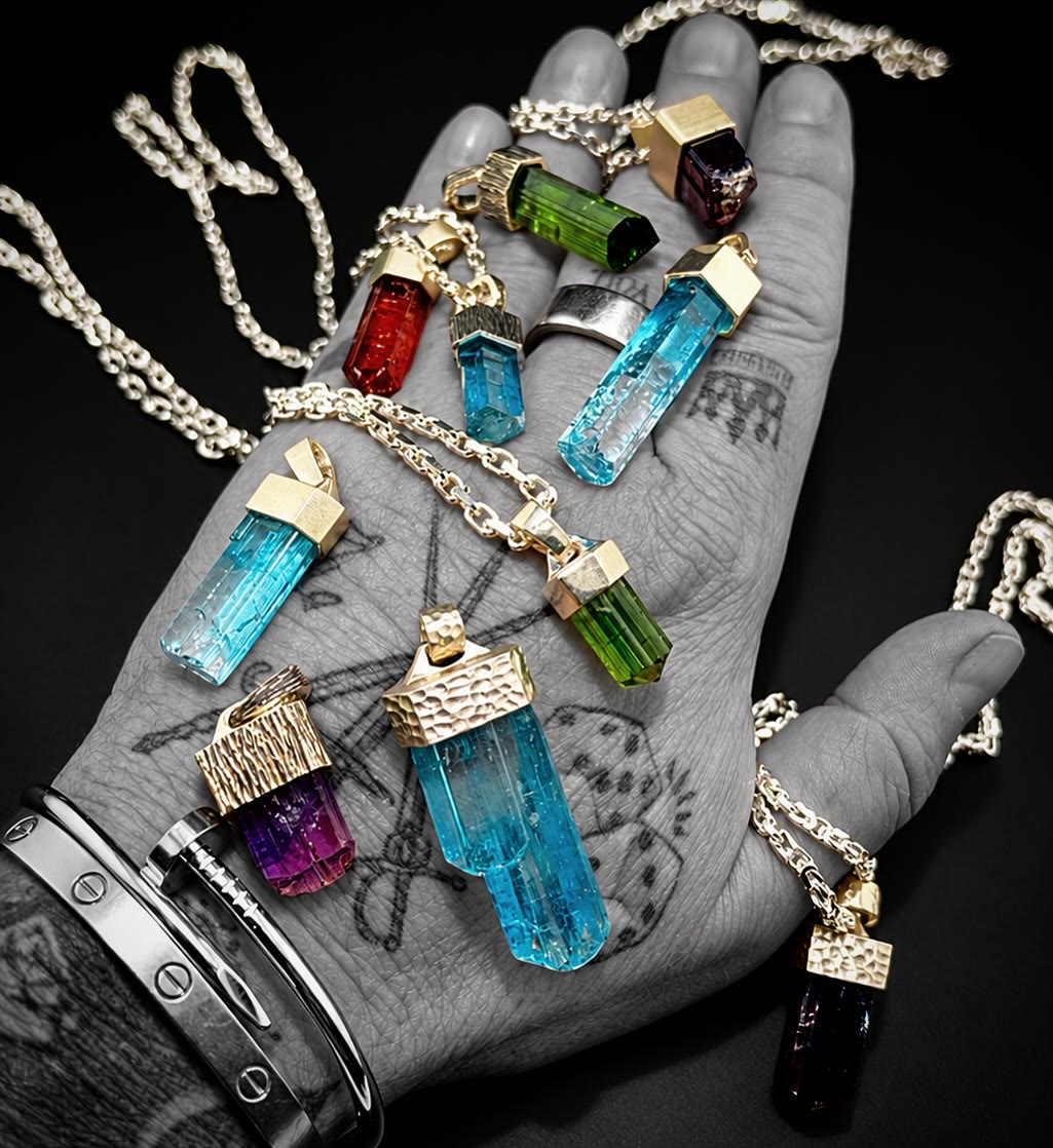 THE 22sGEMS PENDANT COLLECTION — EARTH’S ART, WEARABLE