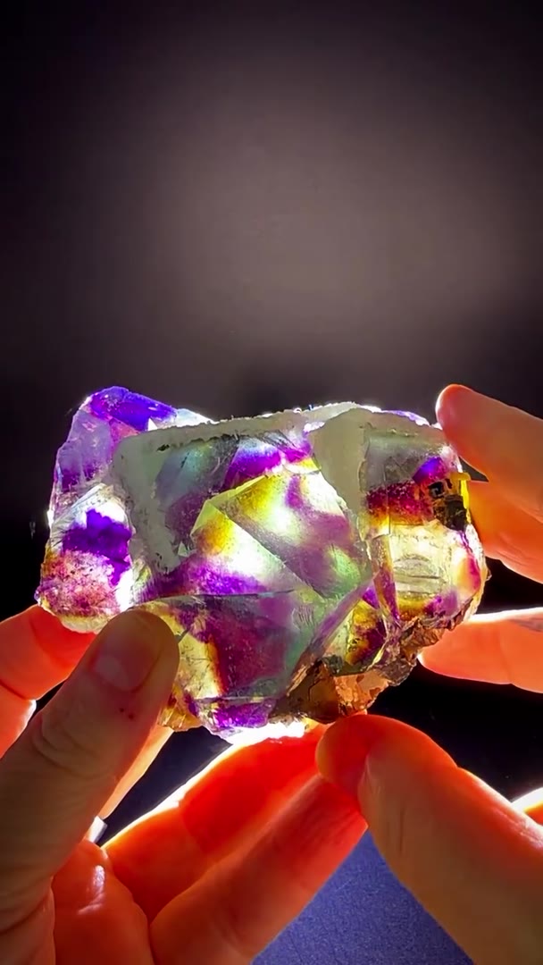 CHERRY POCKET YINDU FLUORITE — ABSOLUTE MAGIC