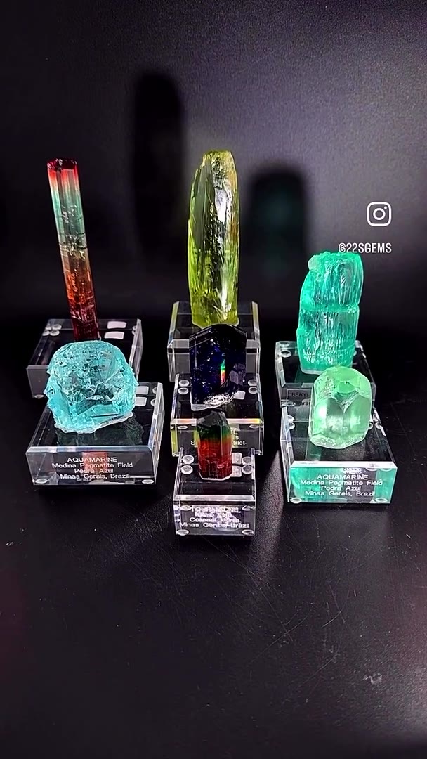 THE HEAT IS REAL… 7 ABSOLUTE HEATERS FROM THE COLLECTION!