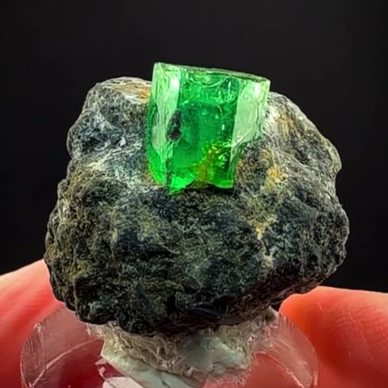 Colombian emerald perfection